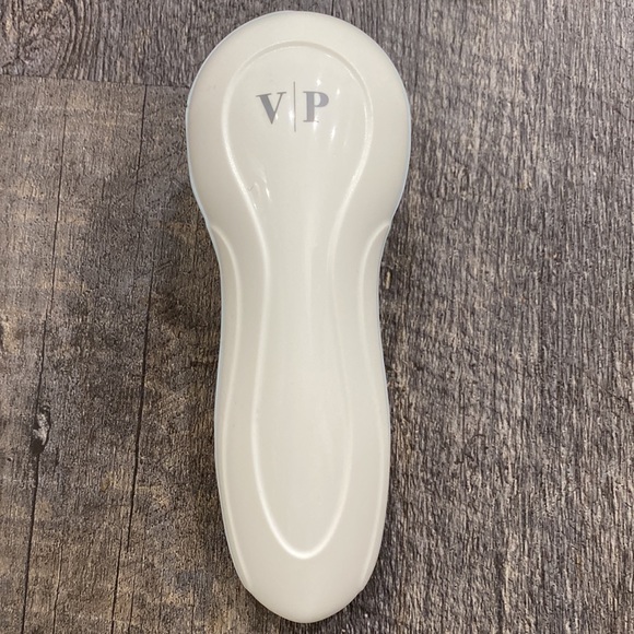 Vanity Planet Facial Cleansing Brush - Picture 2 of 4